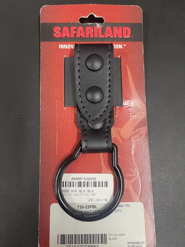 #730 HEAVY DUTY FLASHLIGHT W/RING SNAP